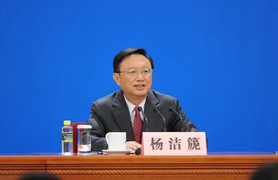 我与祖国共成长”新2足球网官方正版实